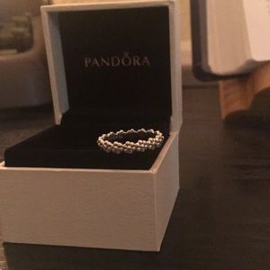Pandora daisy ring